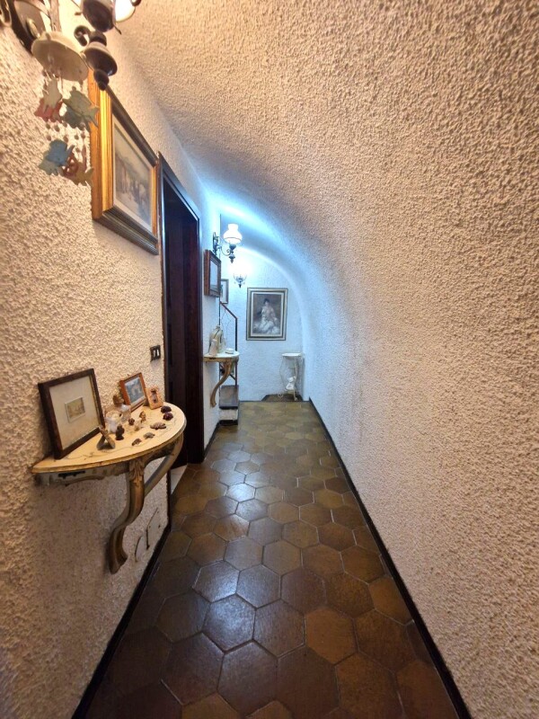 Appartamento a Dolceacqua 11