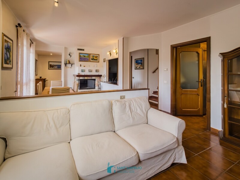 Unifamiliare Casa singola a San Biagio della Cima 8