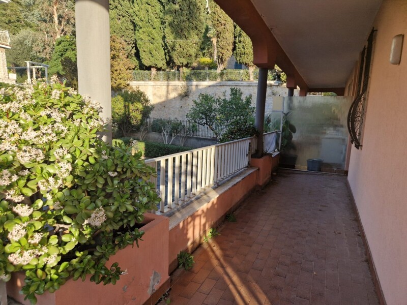 Appartamento a Vallecrosia 5