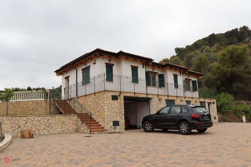 Unifamiliare Villa a Soldano 1