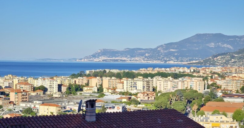 Unifamiliare Villa a Vallecrosia 20