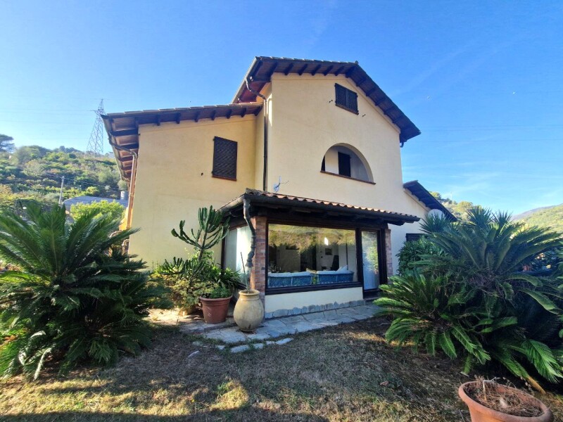 Unifamiliare Casa singola a Soldano 28