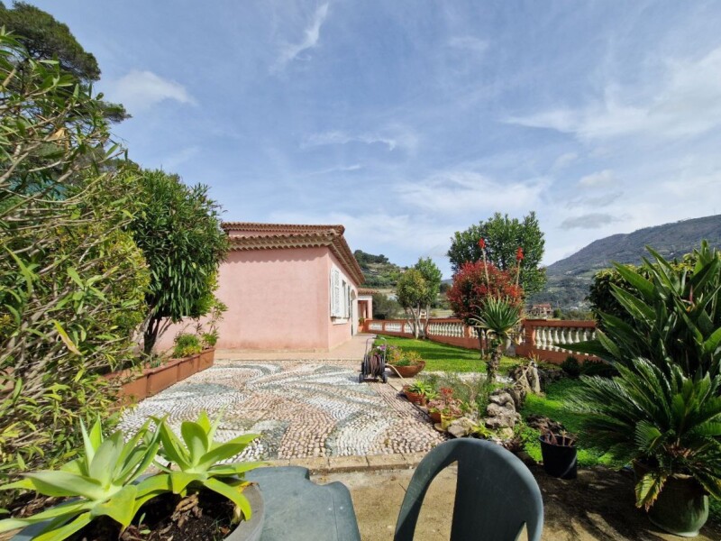 Unifamiliare Villa a Soldano 9