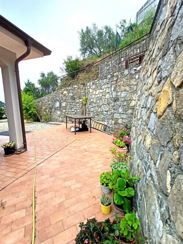 Unifamiliare Casa singola a Camporosso 7