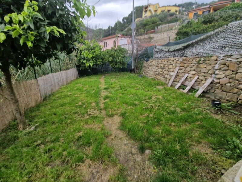 Unifamiliare Casa singola a Soldano 17