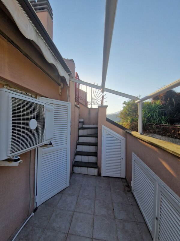 Appartamento a Vallecrosia 38