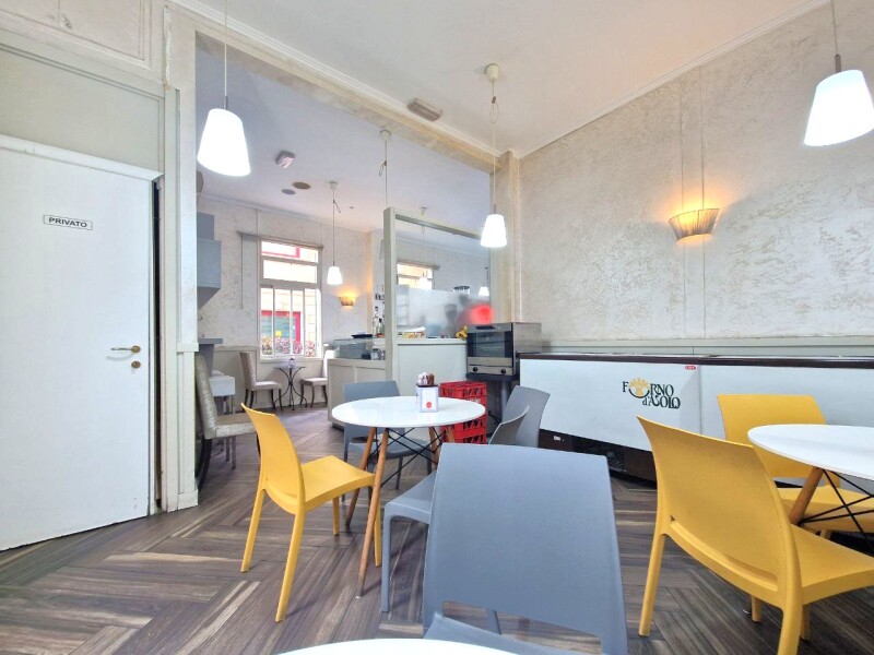 Locale commerciale Bar a Bordighera 6
