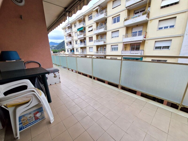 Appartamento a Vallecrosia 2